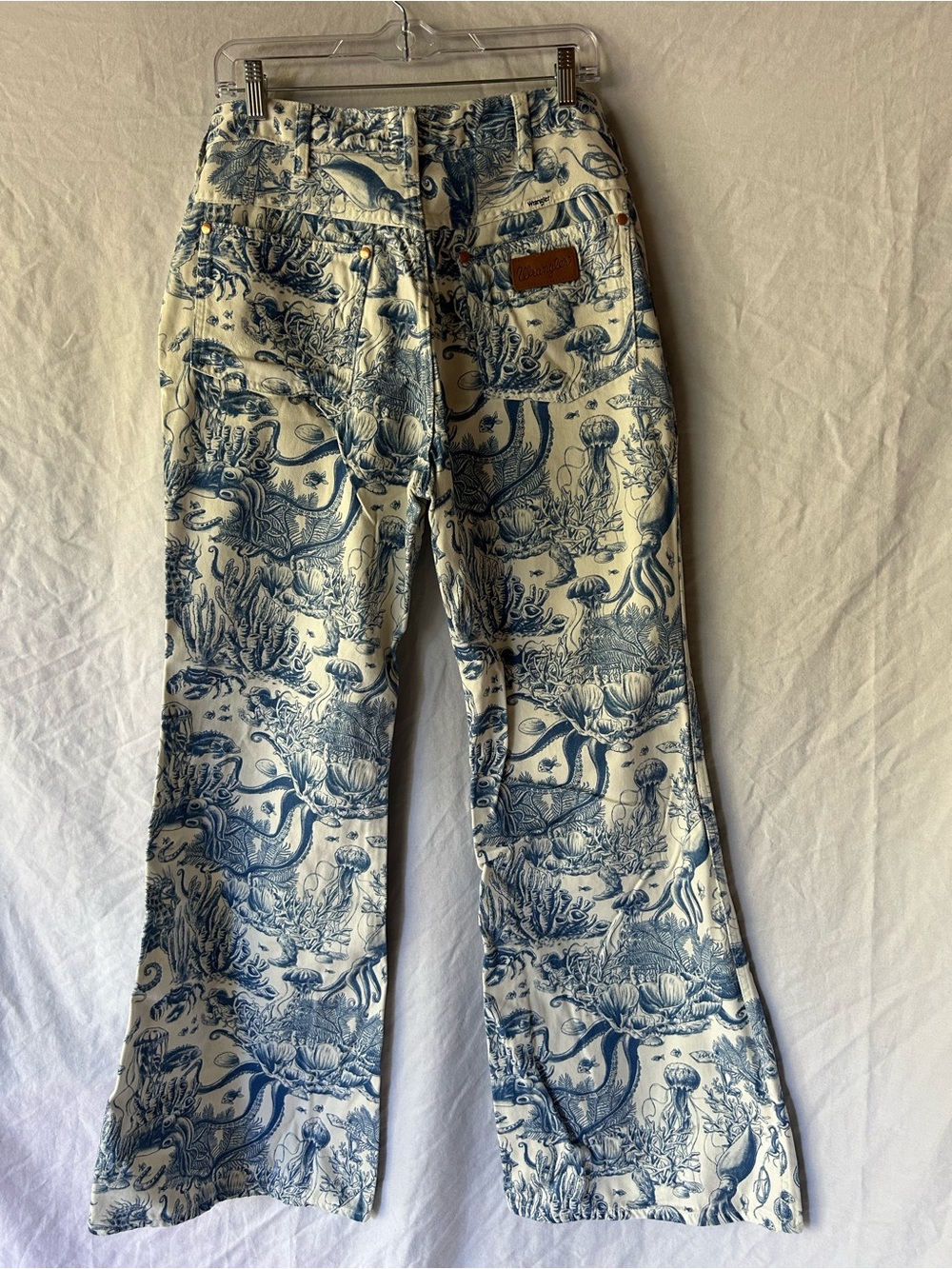 Wrangler Underwater Print Flared Bell Bottom Pants in Blue and Cream - Picture 5 of 7